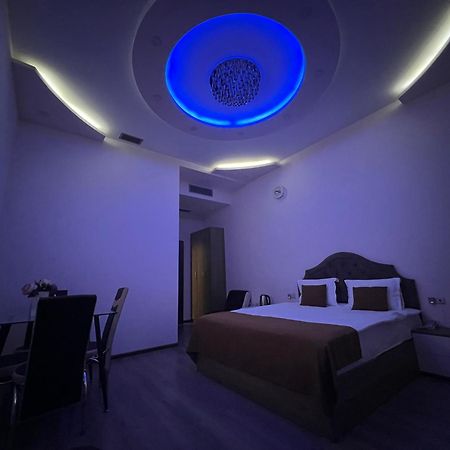 Hotel Fleur Yerevan Luaran gambar