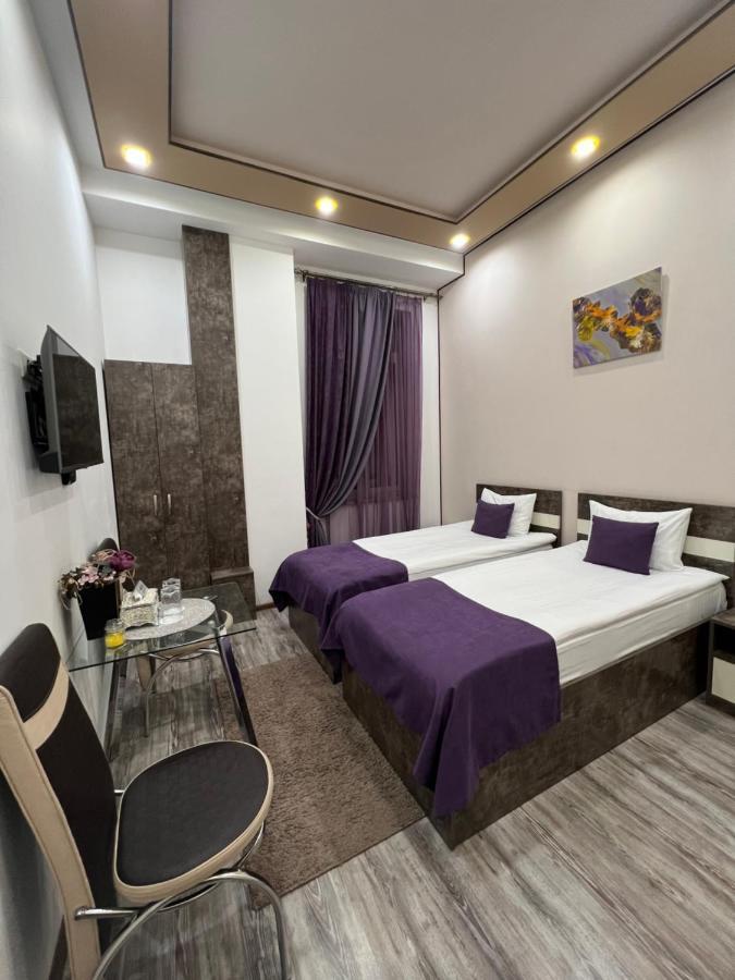 Hotel Fleur Yerevan Luaran gambar