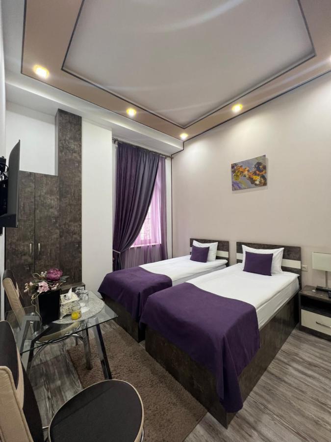 Hotel Fleur Yerevan Luaran gambar