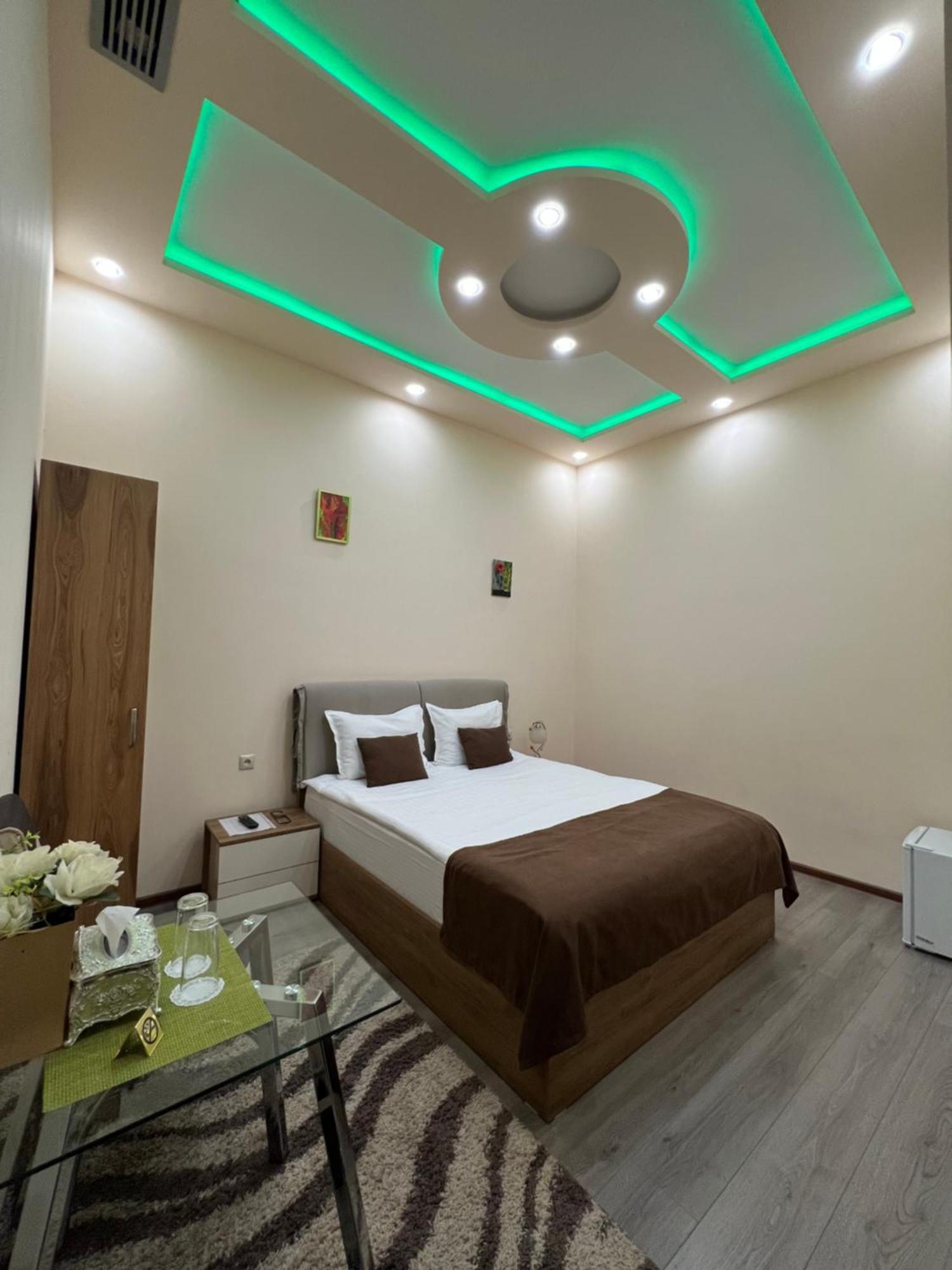 Hotel Fleur Yerevan Luaran gambar