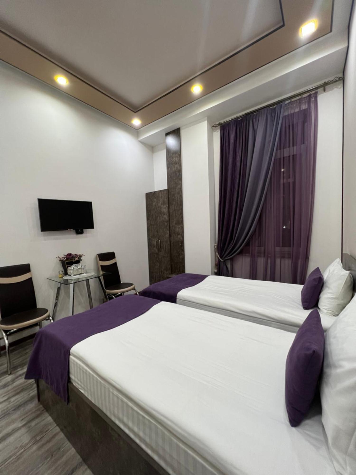 Hotel Fleur Yerevan Luaran gambar